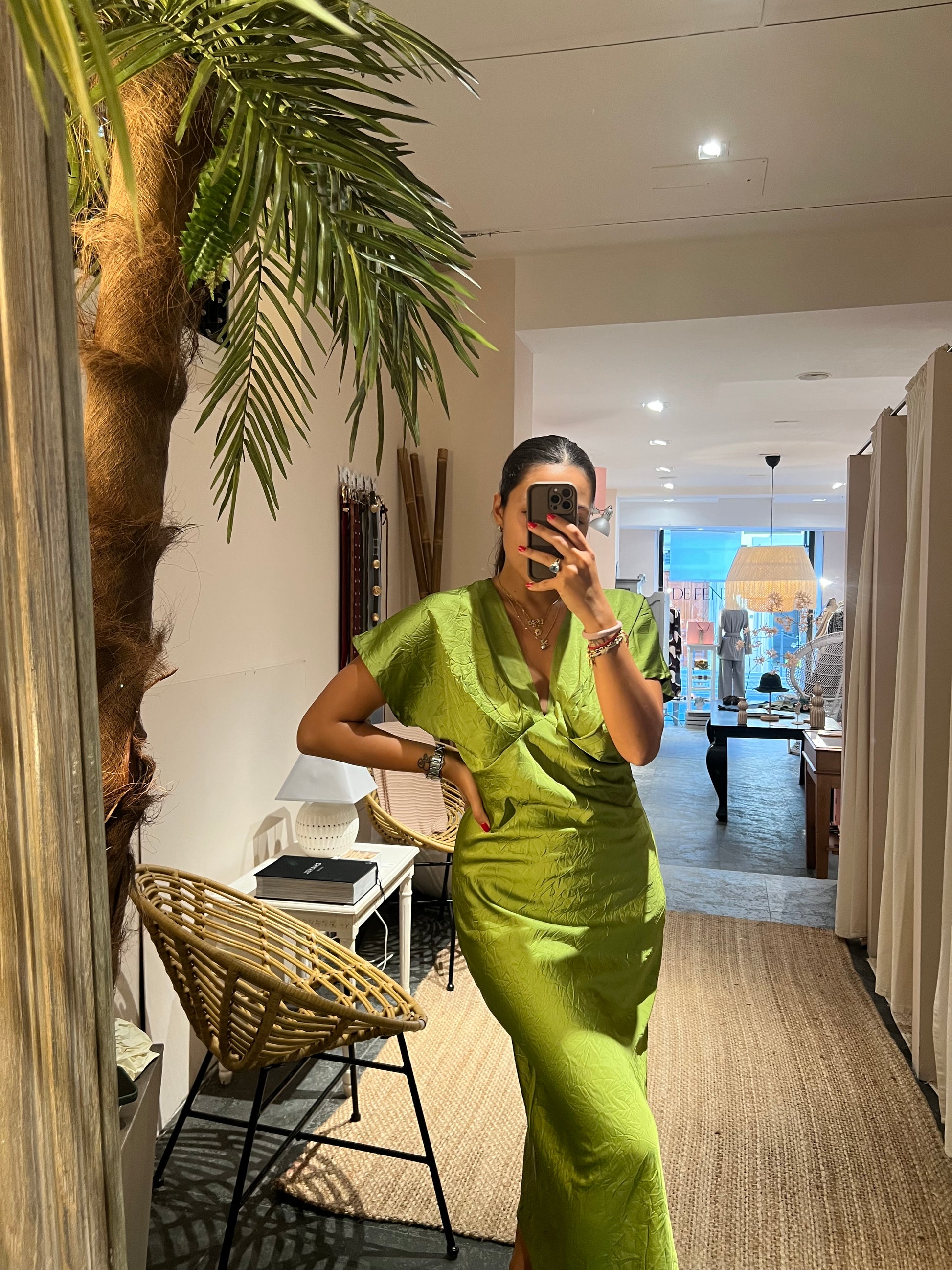 DRESS CHARLIE