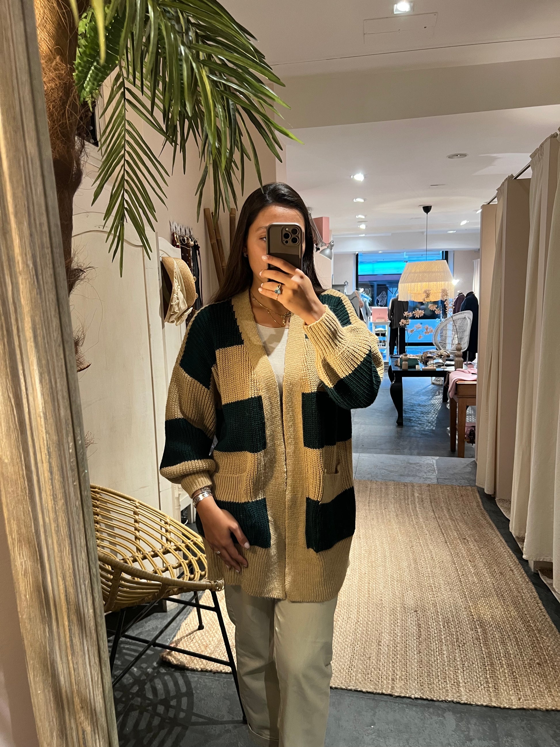 CHIC NONNA CARDIGAN