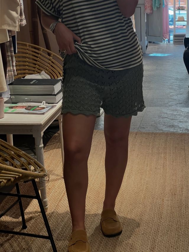 total look DeFenzi on SALE %%%%% 🎉

magliettina + short + scarpe tutto a sconto!